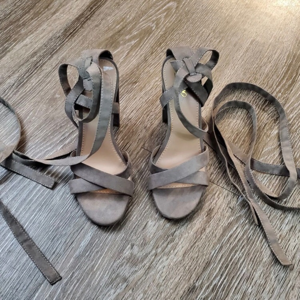 Grey Mossimo Suede Heels